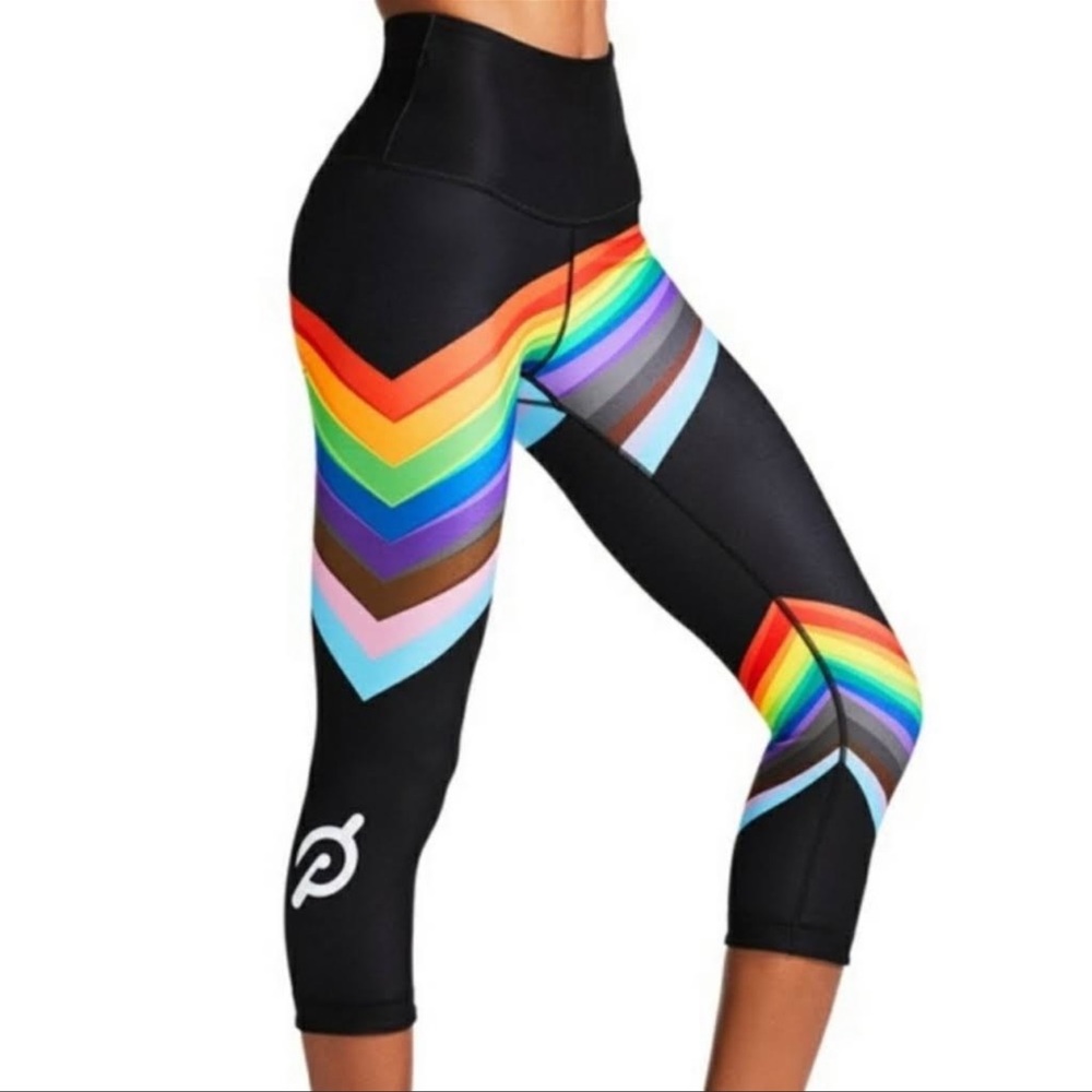 Peloton Women’s High Waist Reversible Pride Flag capri size small NEW WITH TAGS
